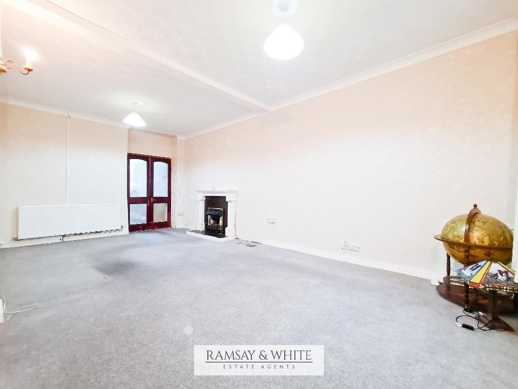 2 bedroom terraced house for sale in Edwards Street, Miskin, Mountain