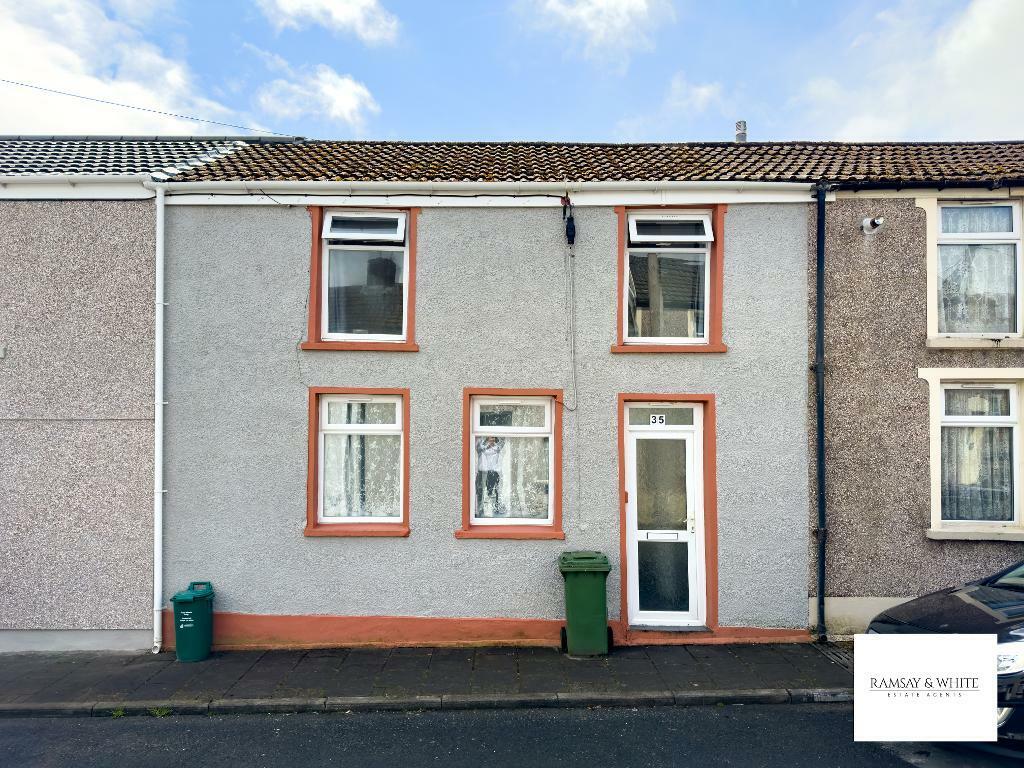 2 bedroom terraced house for sale in Ynysllwyd, Aberdare, CF44 7NW, CF44