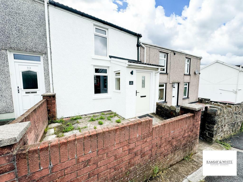 3 bedroom terraced house for sale in Heolgerrig, Heolgerrig, Merthyr