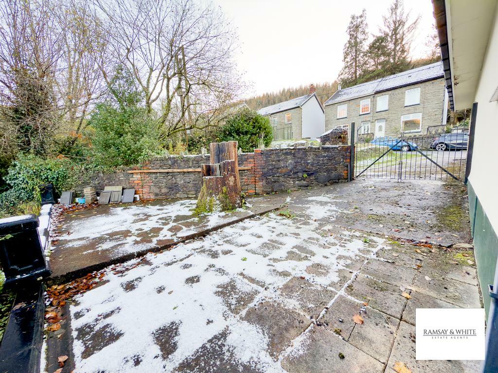 Additional property image - Llanwonno Road, Cwmaman, Aberdare, CF44 6PG