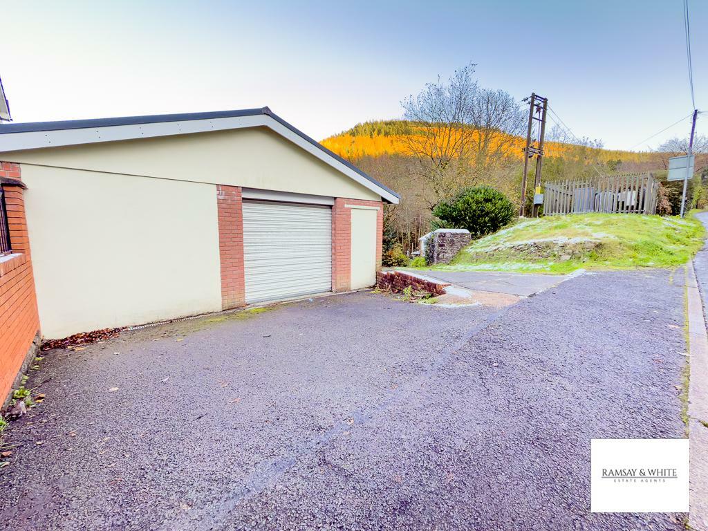 Additional property image - Llanwonno Road, Cwmaman, Aberdare, CF44 6PG
