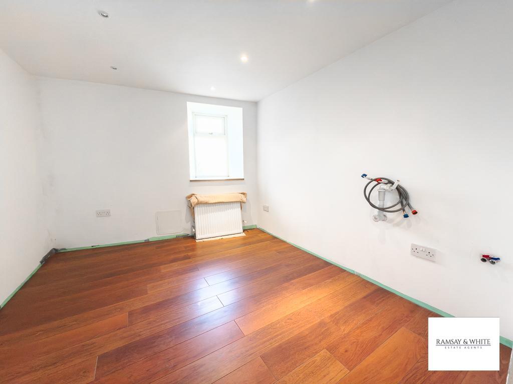 Additional property image - Wind Street, Aberdare, RCT, CF44 7LL