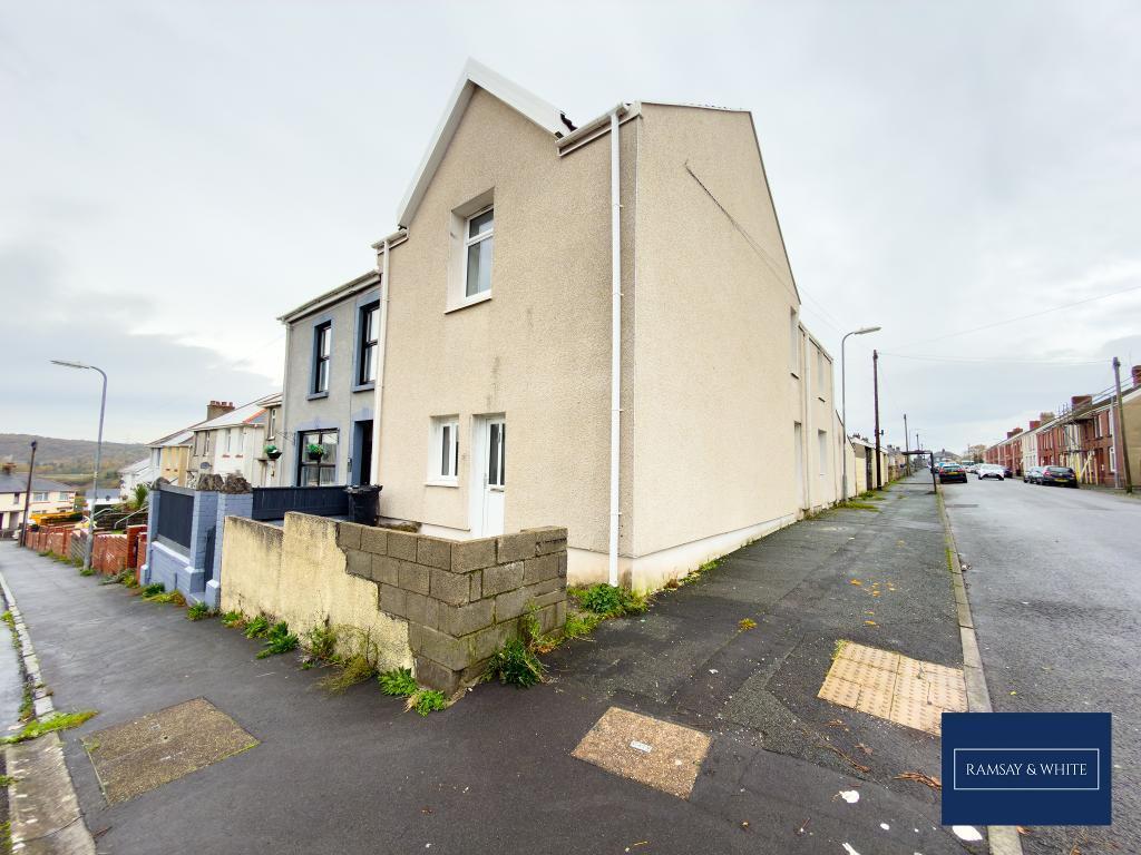 Main image of property: Brynhyfryd Rd, Neath, SA11 2LE
