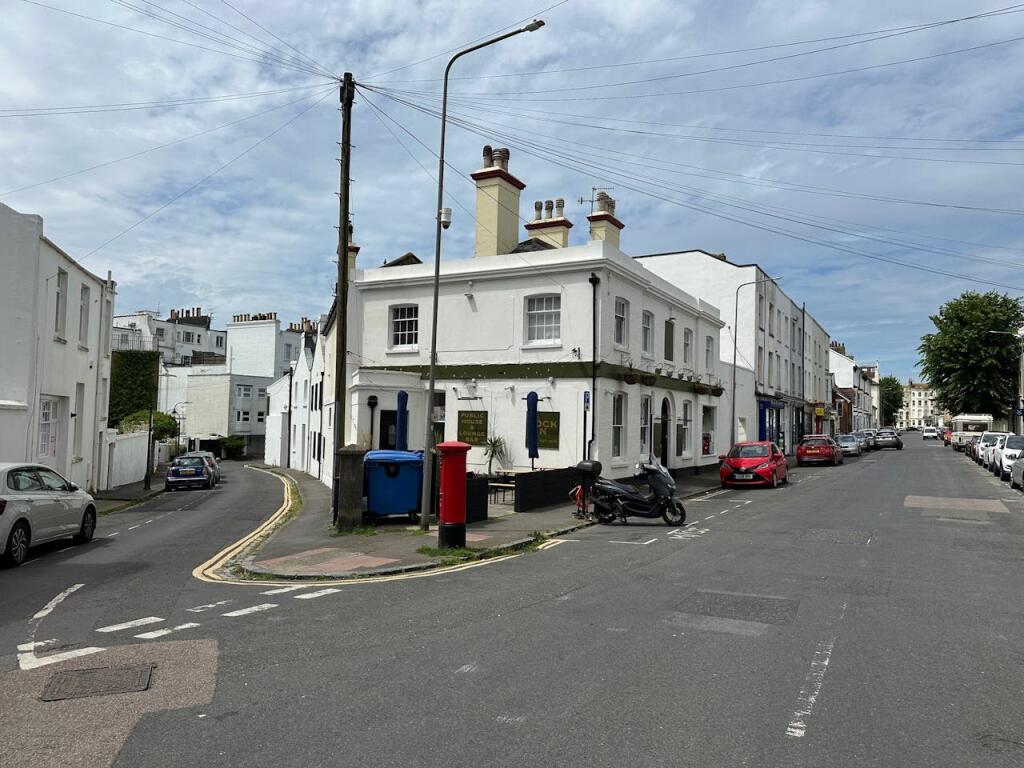Main image of property: The Rock Inn, 7 Rock Street, Brighton, BN2 1NF