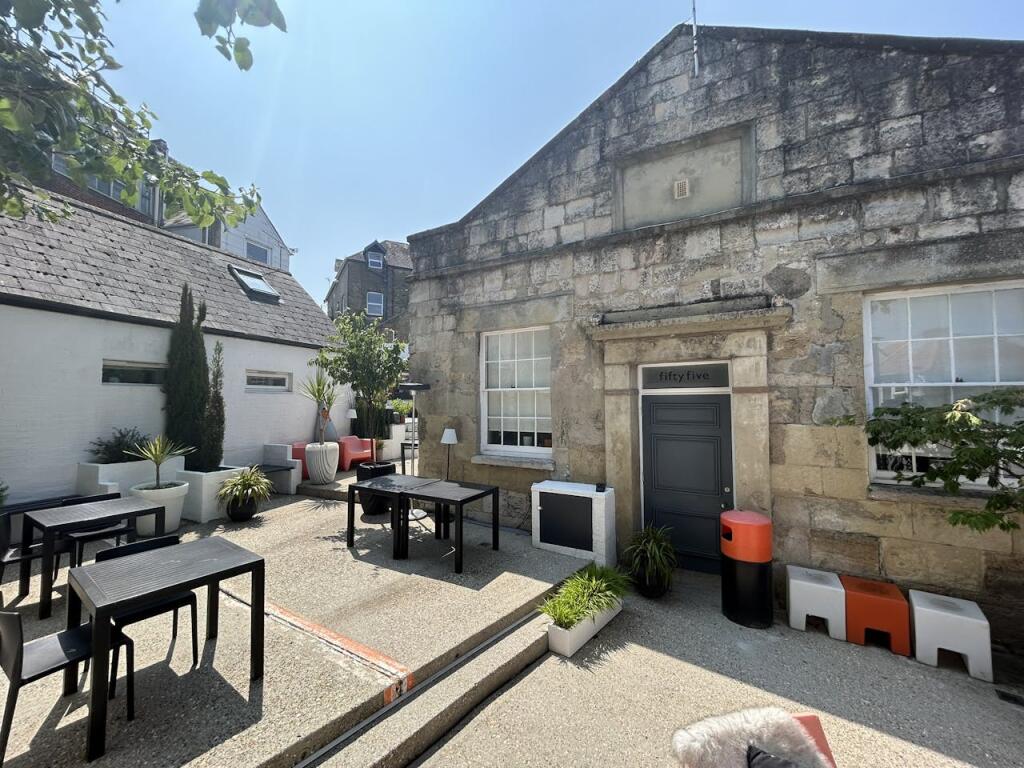 Main image of property: 55 Cross Street, Cowes, Cowes, PO31 7TA