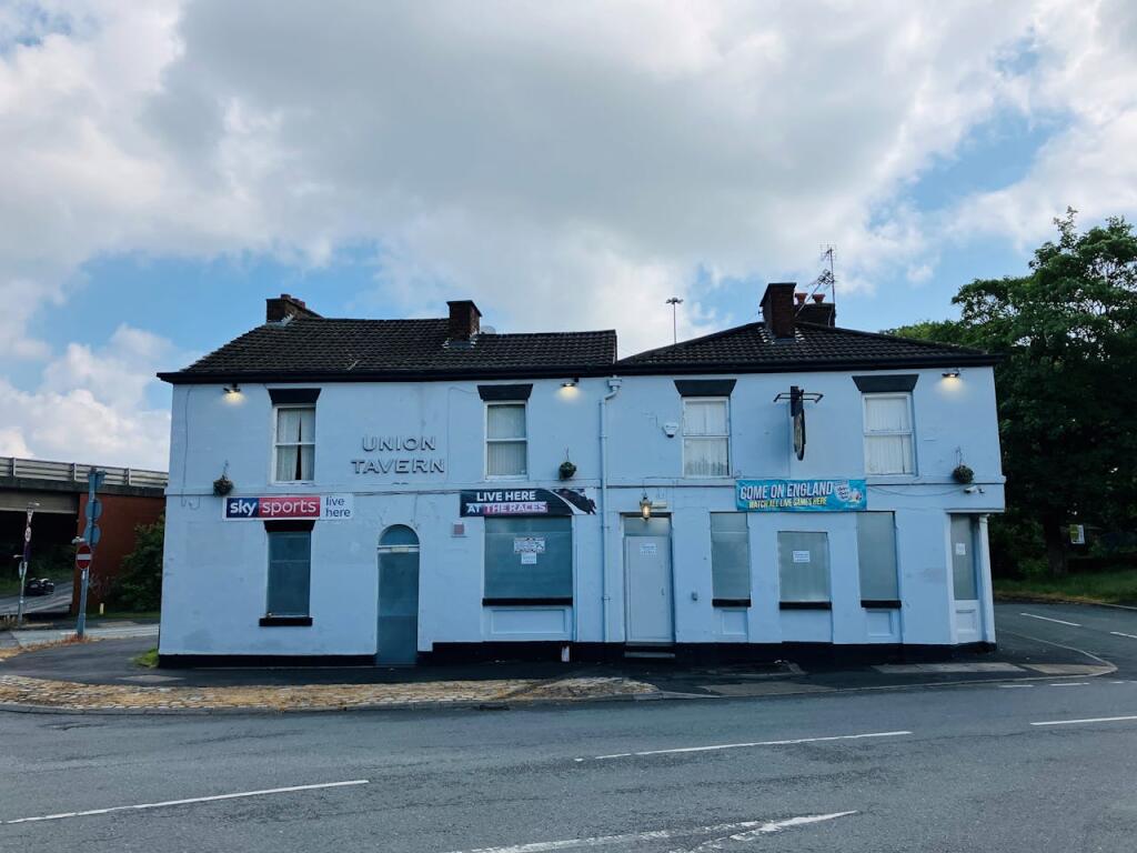 Main image of property: Union Tavern, 1 Union Street, Runcorn, WA7 5SU