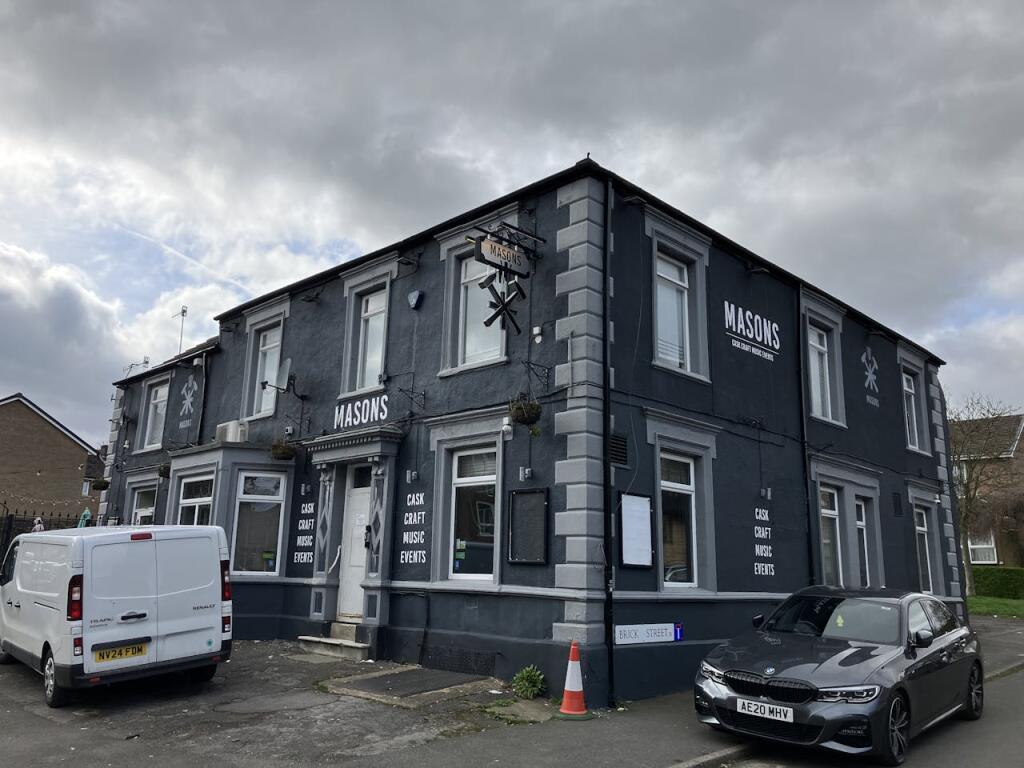 Main image of property: Masons Arms, 2 Carson Road, Sheffield, S10 1UR