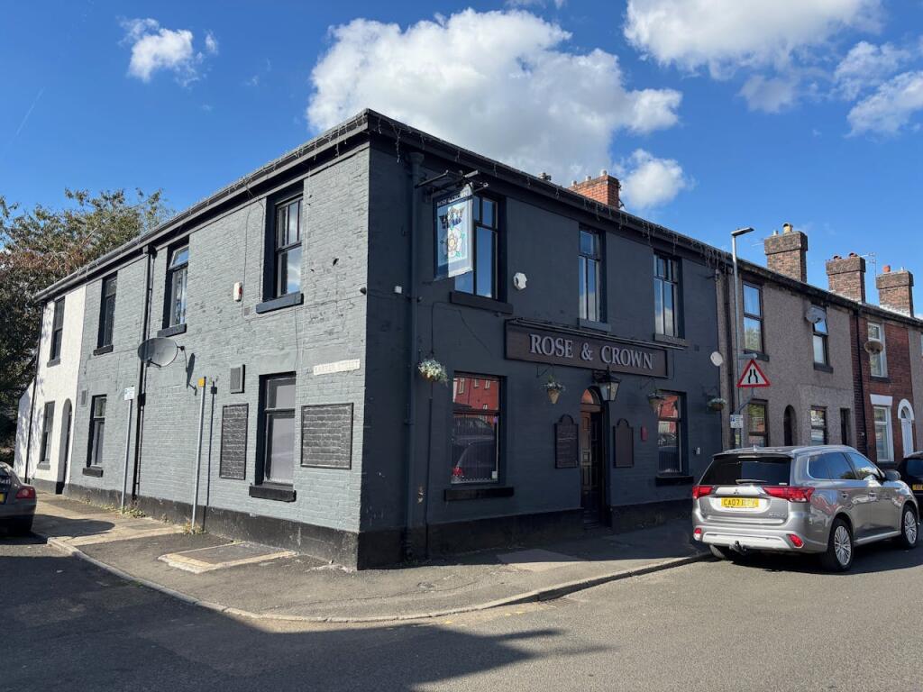 Main image of property: Rose & Crown, 36 Manchester Old Road, Bury, BL9 0TR