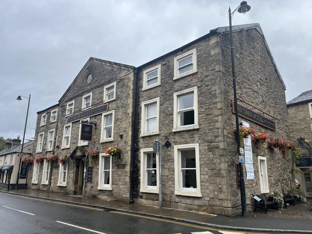 Main image of property: Swan Hotel, 62 King Street, Whalley, Clitheroe, BB7 9SN