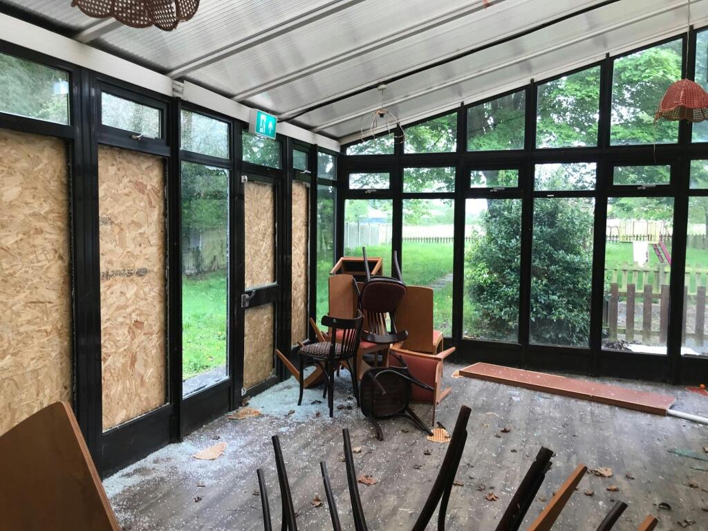 11 Three Lions Conservatory.jpg