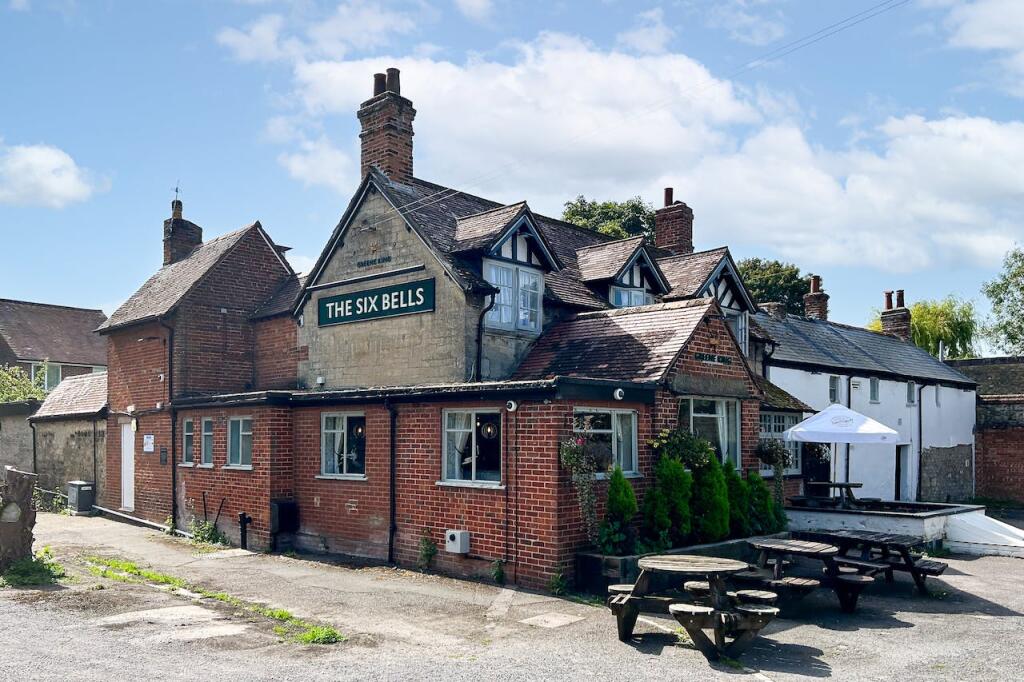 Leisure facility for sale in The Six Bells, 3 Beaumont Road, Headington ...