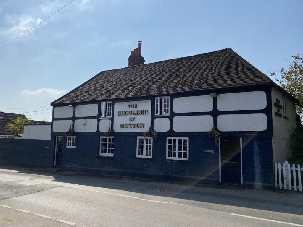 Main image of property: Shoulder of Mutton, Playhatch, Reading, RG4 9QU