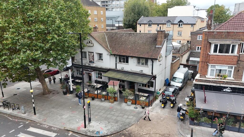 Main image of property: Queens Arms, 1 Kilburn High Road, London, NW6 5SE