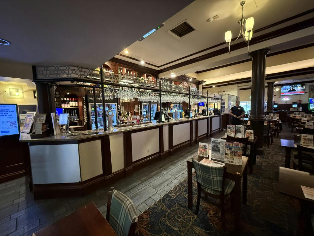 Kentish Drovers Peckham  Internal 1.JPG