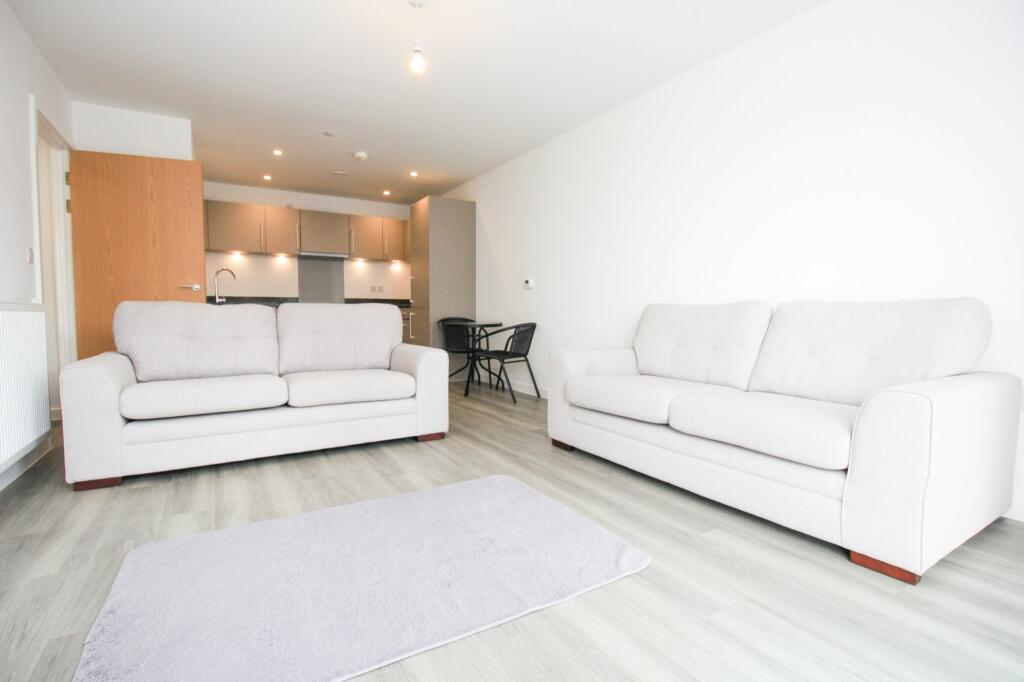 2 bedroom flat for sale in Centenary Quay, Capstan Road, SO19