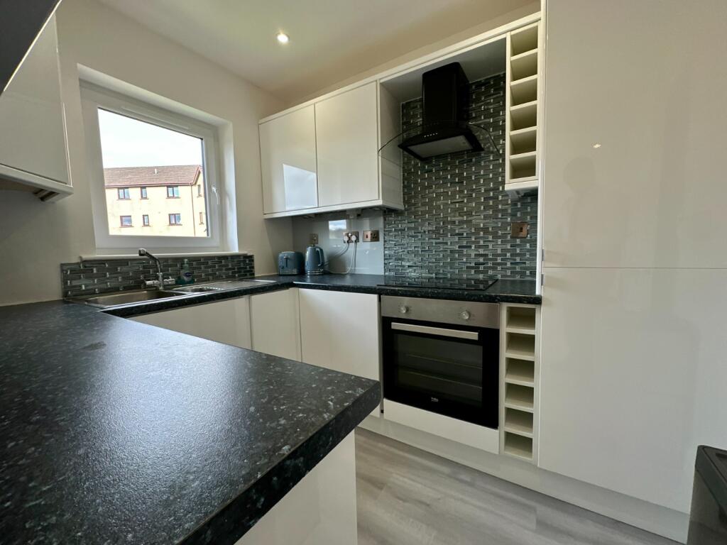 2 bedroom flat for rent in Riverview Drive, Waterfront, Glasgow, G5
