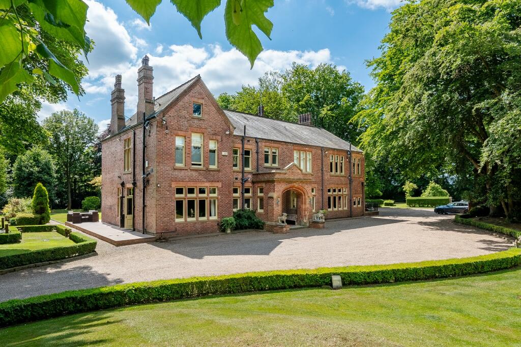 5 bedroom country house for sale in Halsall Road, Halsall, Ormskirk