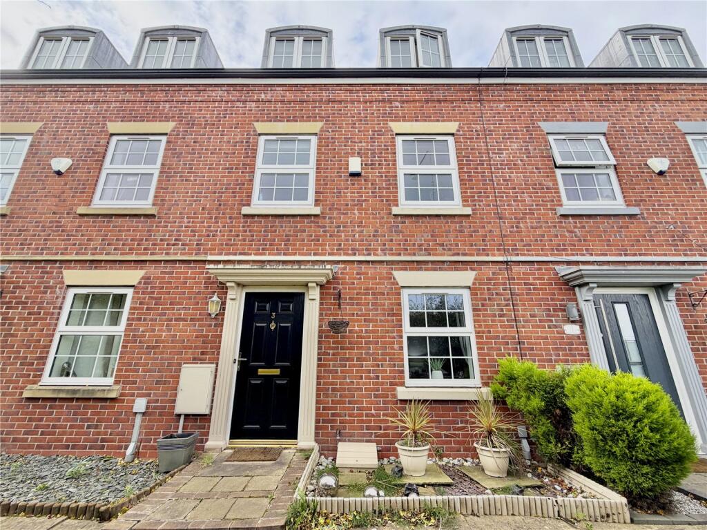 4 bedroom terraced house