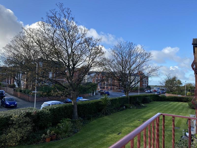 2 bedroom retirement property for sale in Sunnyside Court, Avondale