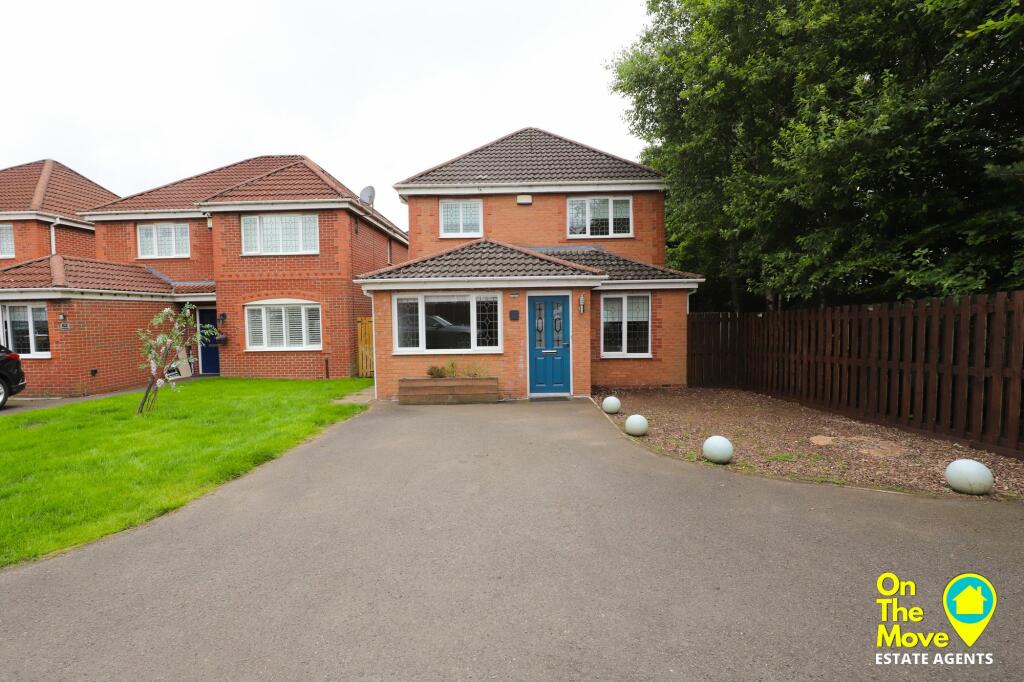 4 bedroom detached house for sale in Scalloway Road, Gartcosh, G69