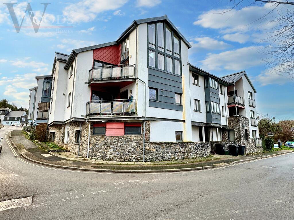 2 bedroom apartment for sale in Leechwell Court, Totnes, Devon, TQ9