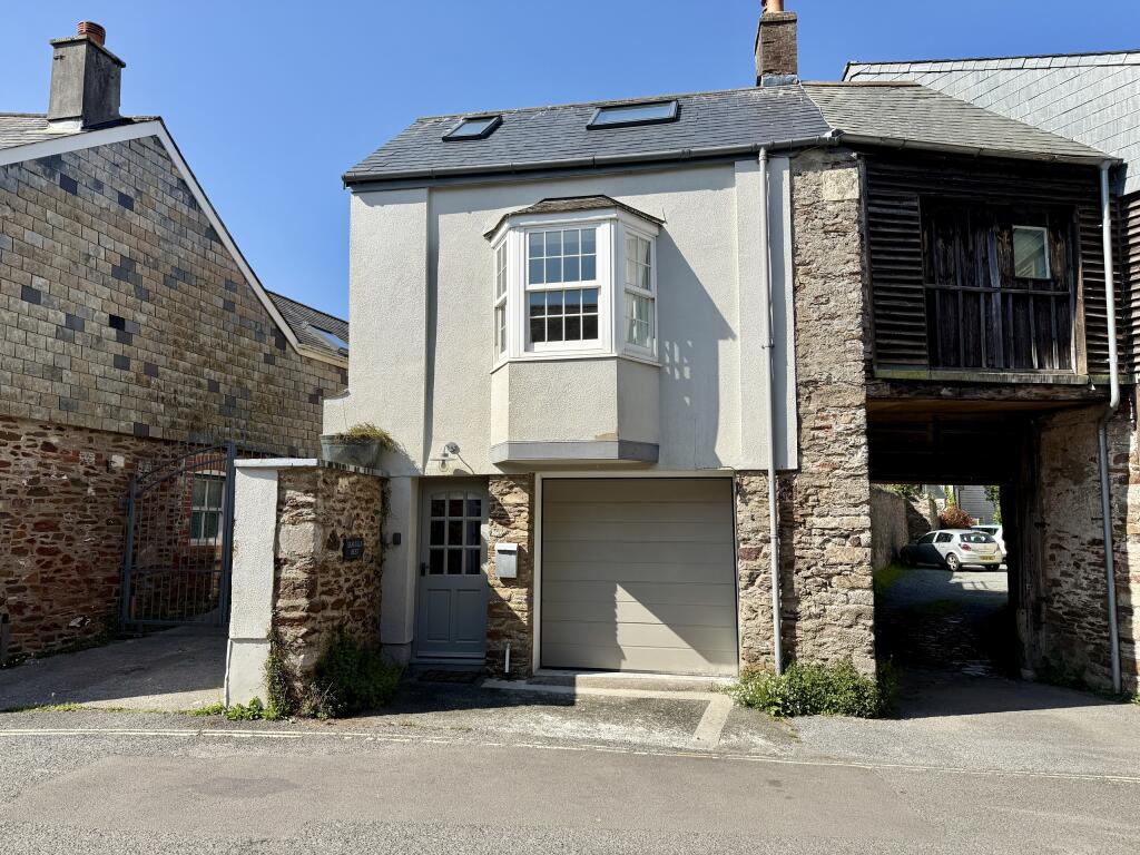 Main image of property: Seagulls Rest, South Street, Totnes