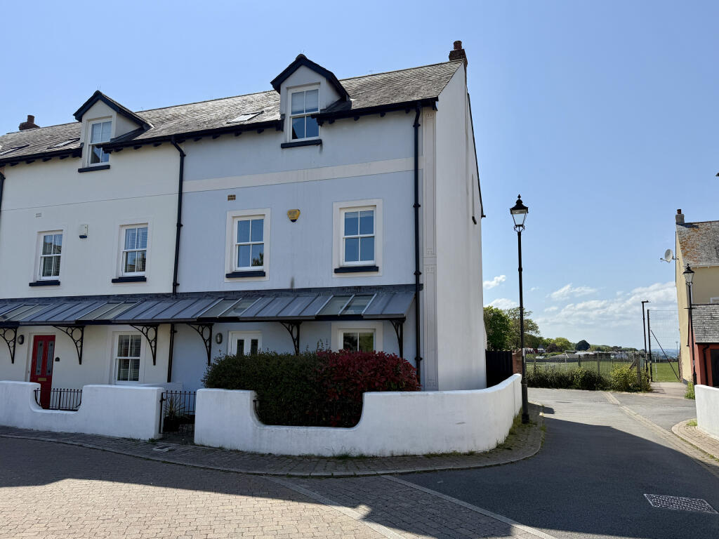 Main image of property: Shoreside, Shaldon, Teignmouth