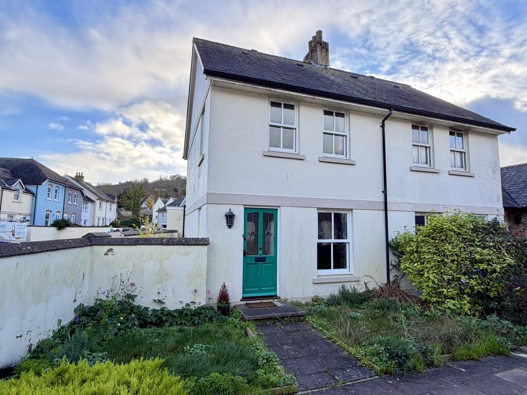 Main image of property: Taunton Court, Totnes