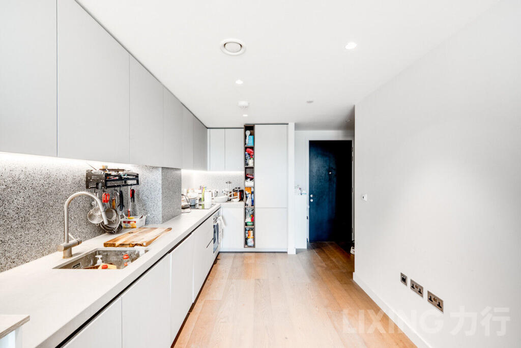 Main image of property: Upper Riverside, Greenwich Peninsula, SE10