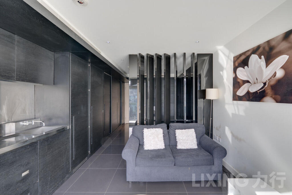 Main image of property: Pan Peninsula Square, Canary Wharf, E14