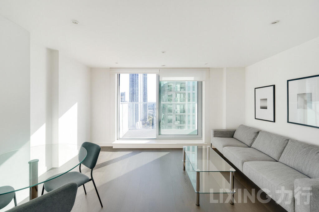 Main image of property: Pan Peninsula Square, Canary Wharf, E14 9HJ