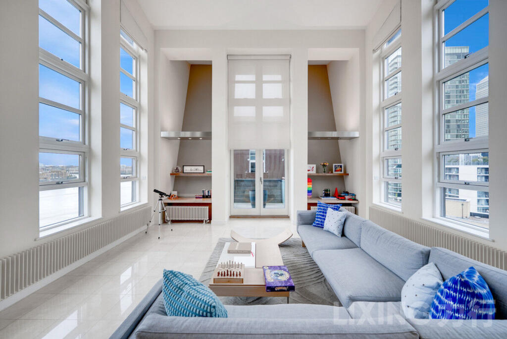 Main image of property: Pierpoint Building, Westferry Road, Canary Wharf, E14