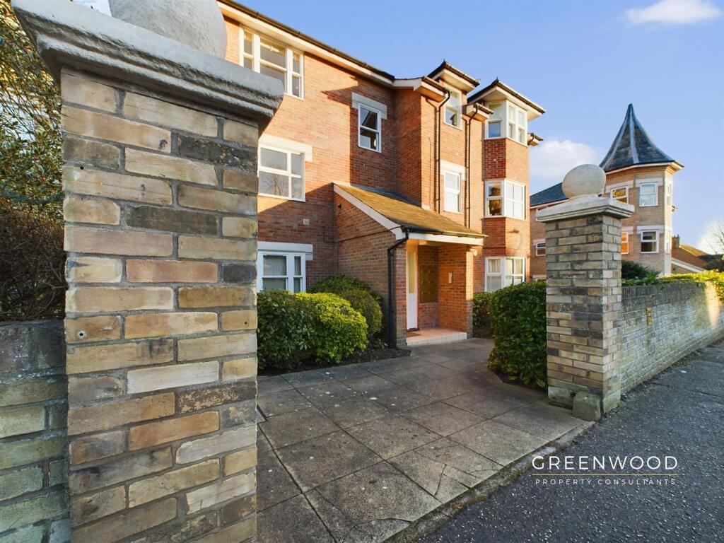 Main image of property: Oxford Road, Colchester