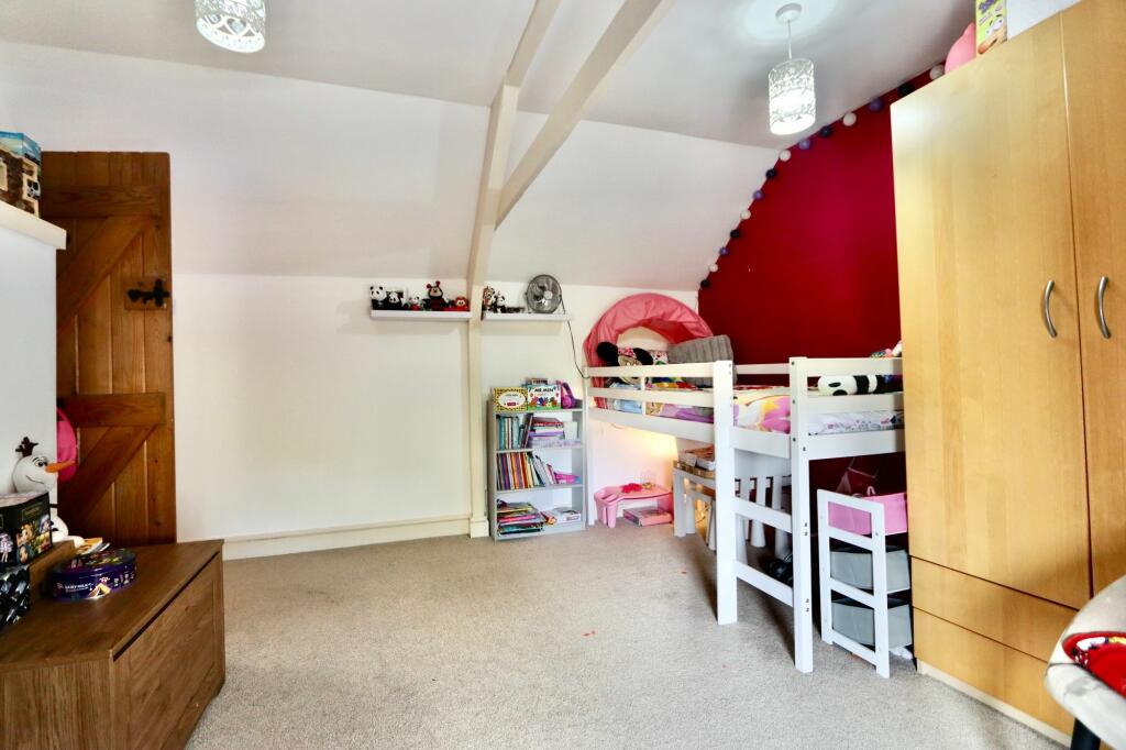 Additional property image - Heol Fawr, Nelson, CF46