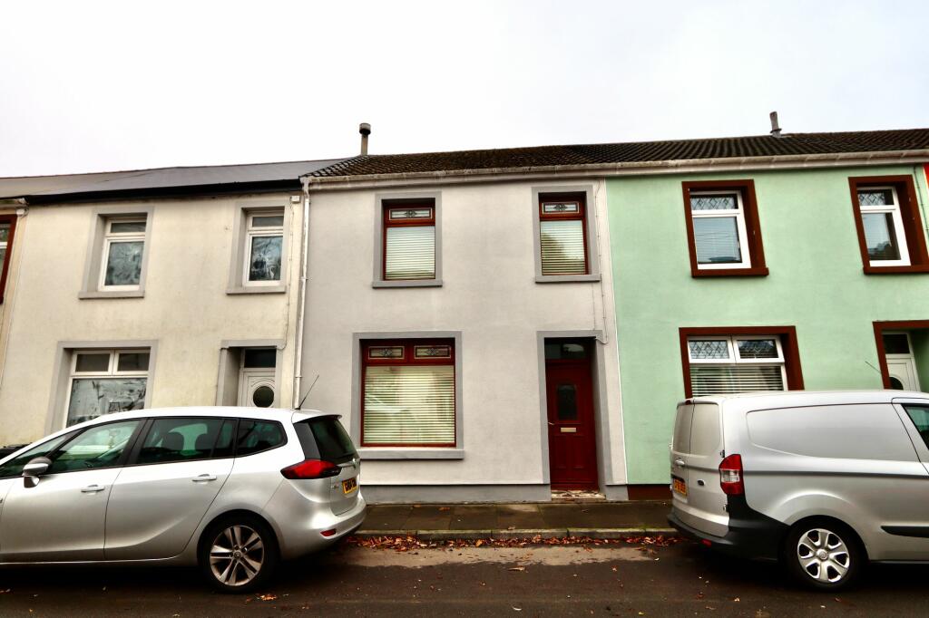 Additional property image - Oakland Street, Bedlinog, CF46