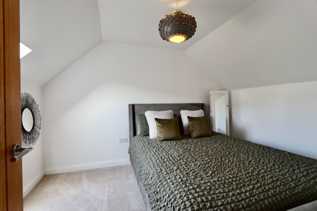 Additional property image - Trem Yr Afon, Cefn Hengoed, CF82