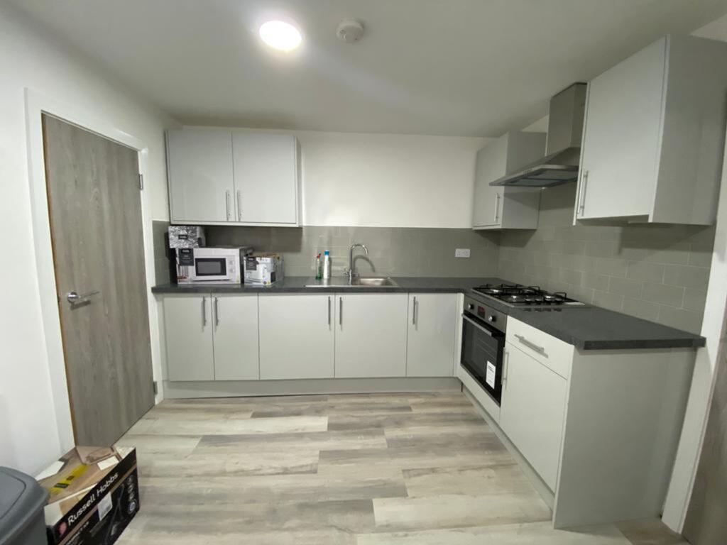 Additional property image - Daniel Street, Cardiff, CF24