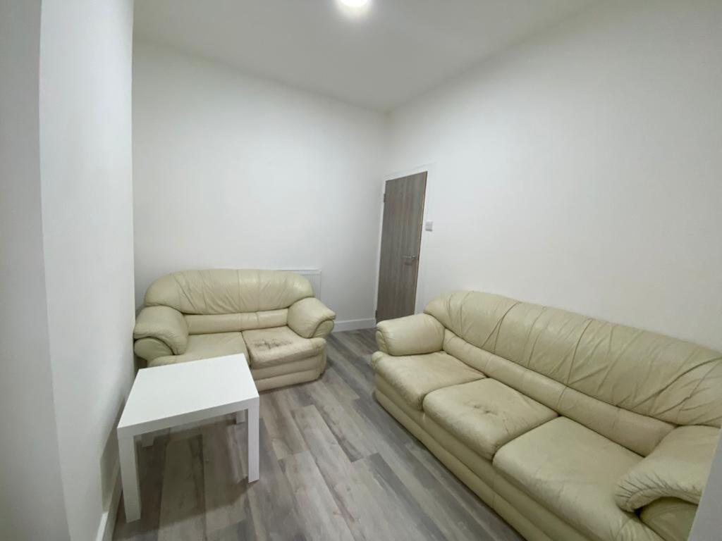 Additional property image - Daniel Street, Cardiff, CF24