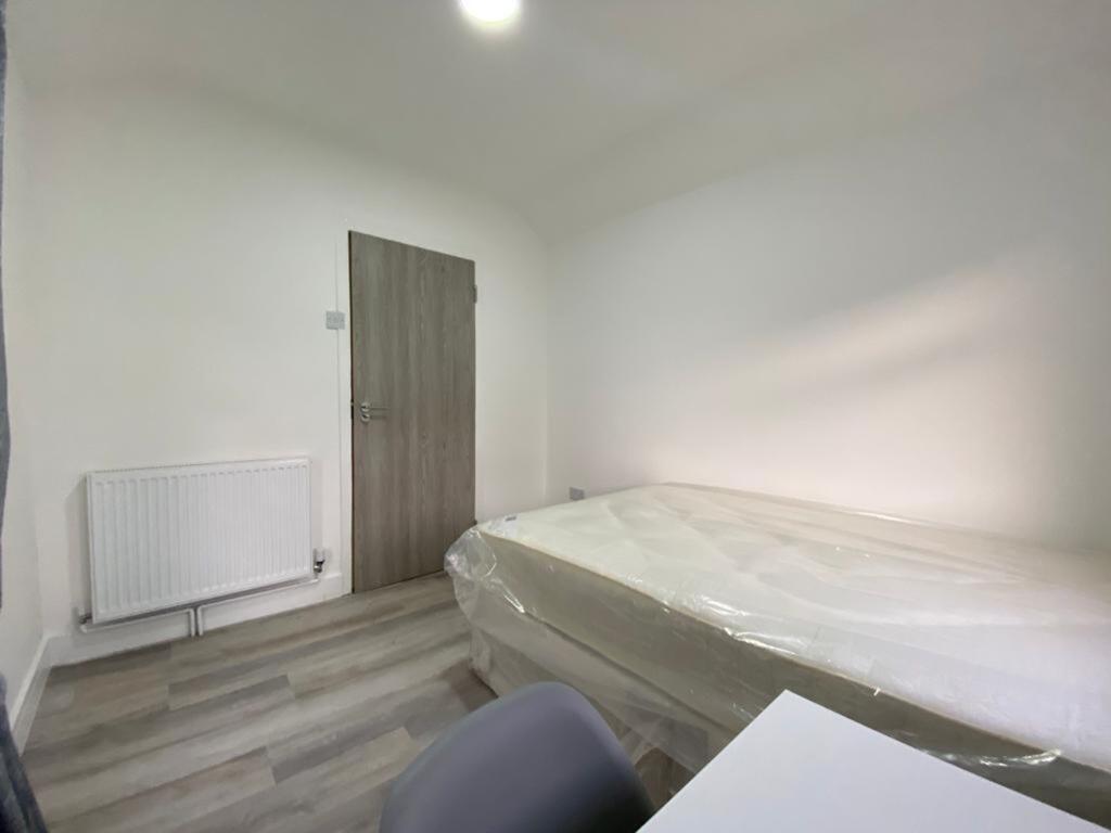Additional property image - Daniel Street, Cardiff, CF24