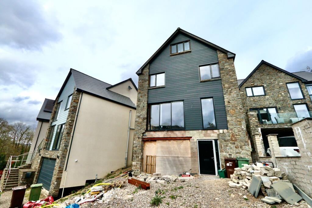 Main image of property: Chapel Gardens, Abercarn, NP11