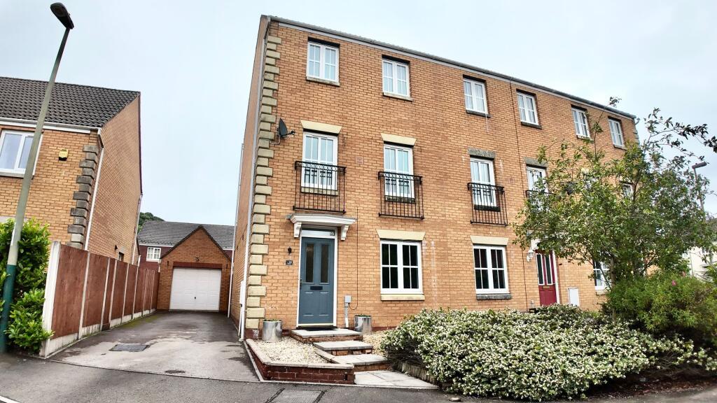 Main image of property: Mill Court, Crumlin, NP11