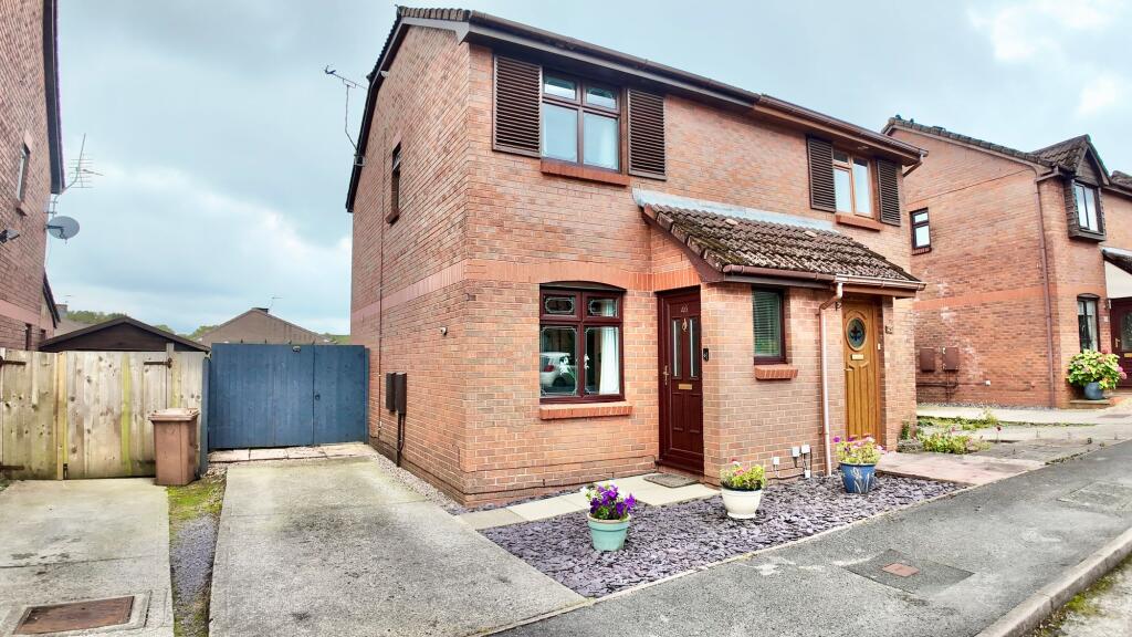 Main image of property: Priorsgate, Oakdale, NP12