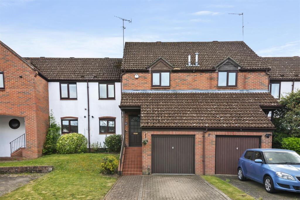 Main image of property: Kent Close, Uxbridge