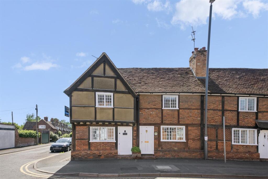 Main image of property: Aylesbury End, Beaconsfield