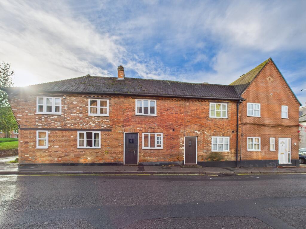 Main image of property: The Old Bakery, Kingsclere, RG20