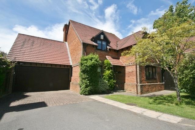 Main image of property: Romans Gate, Tadley, RG26
