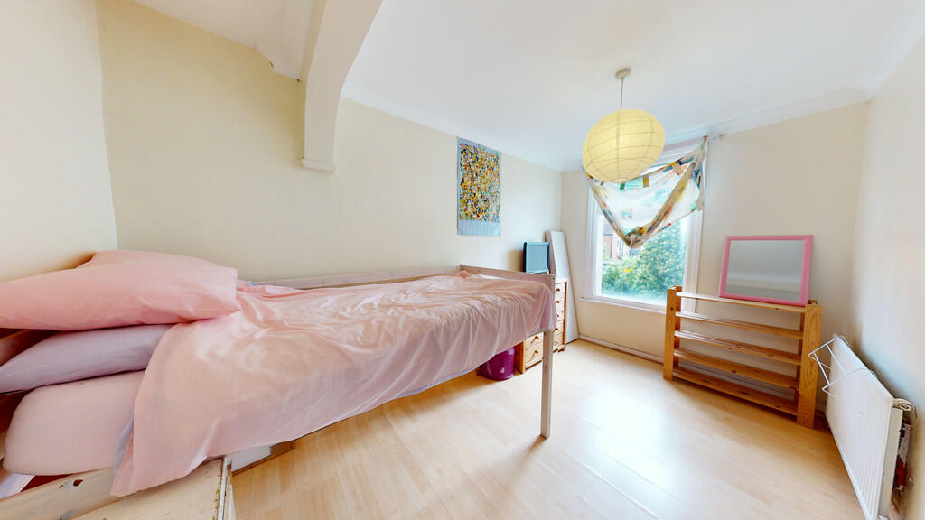 Additional property image - A two bedroom house on Howley Road, Croydon