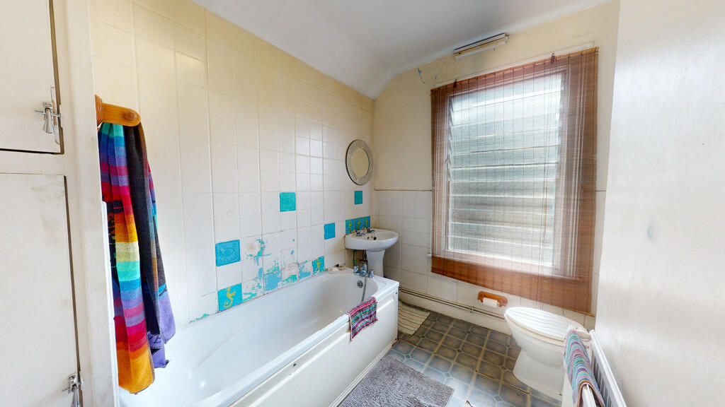 Additional property image - A two bedroom house on Howley Road, Croydon