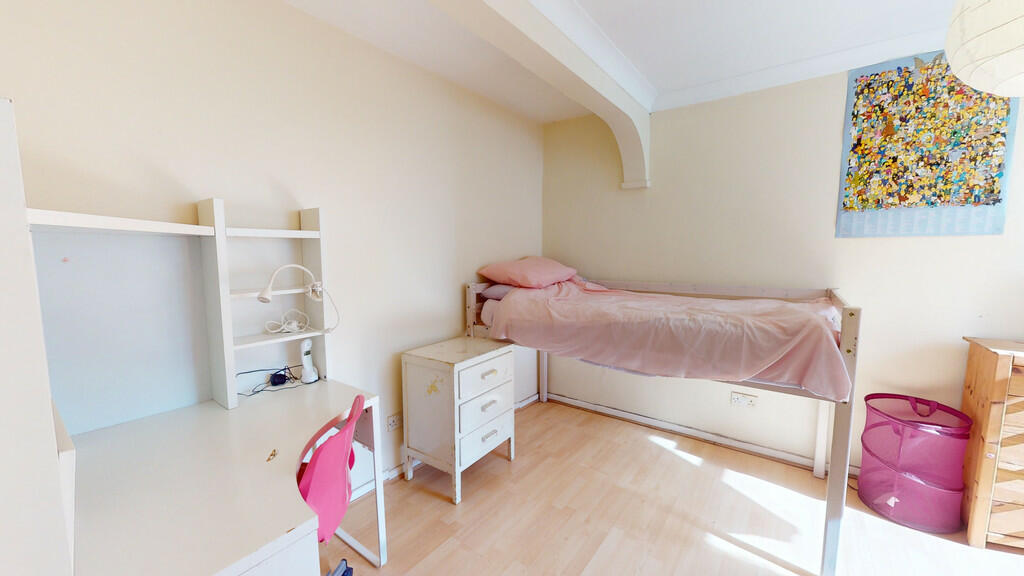 Additional property image - A two bedroom house on Howley Road, Croydon
