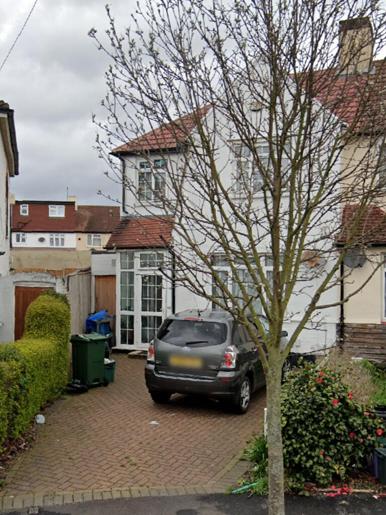 Main image of property: Room to rent in shared house